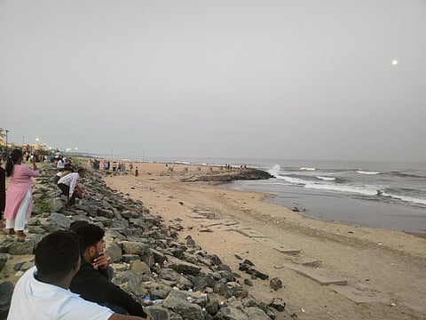 தொடர் உயிரிழப்புகளால் புதுச்சேரி கடற்கரைகளில் கட்டுப்பாடுகள் அதிகரிப்பு