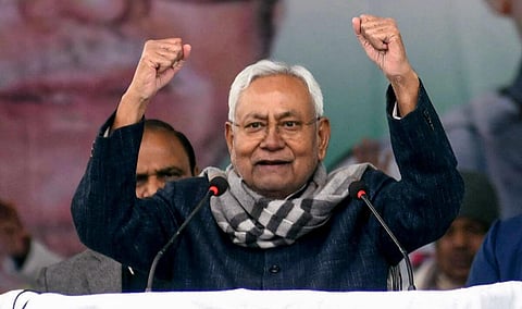 பிஹார் அரசியல் | பாஜக ஆதரவுடன் நாளை மீண்டும் முதல்வராகிறார் நிதிஷ் குமார்?