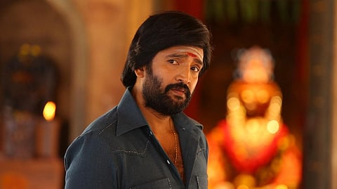 வடக்குப்பட்டி ராமசாமி Review: வெடிச் சிரிப்புக்கு உத்தரவாதம் தரும் மூவர் கூட்டணி!