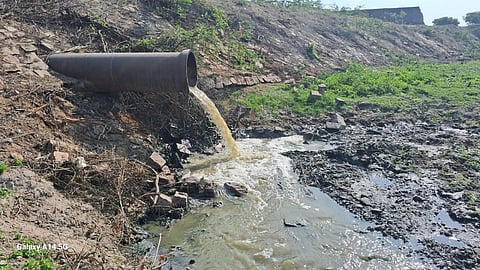 வைகை ஆற்றில் கலக்கும் கழிவு நீர்: மவுனம் காக்கும் மதுரை மாசு கட்டுப்பாட்டு வாரியம்