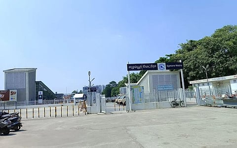 எழும்பூர் மெட்ரோ ரயில் நிலைய வாகன நிறுத்துமிடம் இன்று முதல் இடமாற்றம்