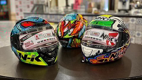 சத்தீஸ்கரில் மகள் திருமணத்துக்கு வந்த விருந்தினர்களுக்கு ஹெல்மெட் பரிசாக வழங்கினார் தந்தை