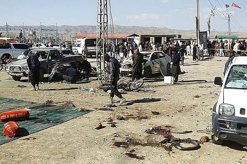பாகிஸ்தானில் இரட்டை குண்டுவெடிப்பு: 26 பேர் உயிரிழப்பு; பலர் காயம்