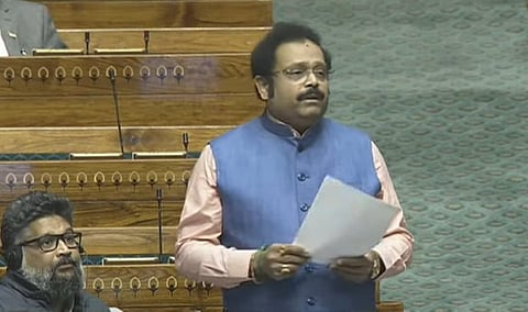 “தாய்மொழியில் தேர்வுகளுக்கு வாய்ப்பளித்தால் தவறு நடக்காது” - மக்களவையில் திமுக எம்.பி கதிர் ஆனந்த் கருத்து