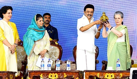 தமிழகத்தில் இண்டியா கூட்டணி 39 இடங்களிலும் வெல்லும் - ‘இந்தியா டுடே’ கருத்துக் கணிப்பில் தகவல்