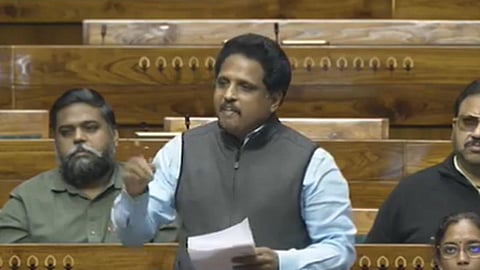 நாட்டைக் கடந்த காலத்துக்குள் புதைக்கிறது மத்திய அரசு: சு.வெங்கடேசன் எம்.பி @ மக்களவை