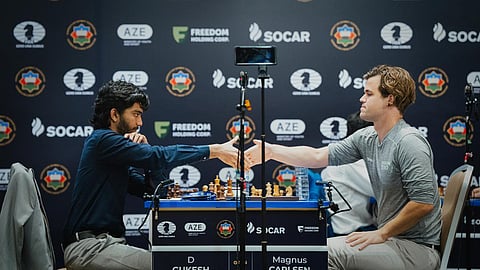 வெய்சன்ஹாஸ் செஸ் போட்டி: கார்ல்சன், டிங் லிரெனை வீழ்த்தினார் குகேஷ்