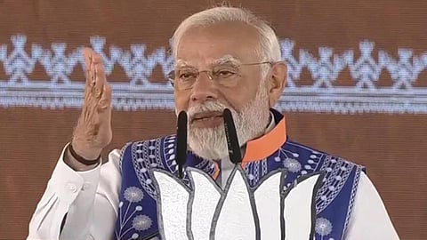 மத்திய பிரதேச மாநிலத்தில் ரூ.7,550 கோடி திட்டங்கள்: பிரதமர் மோடி தொடங்கினார் - தேர்தலில் வெற்றி உறுதி என நம்பிக்கை