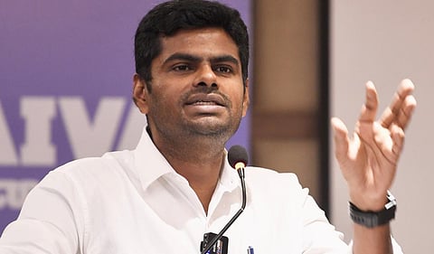 பேரவை தலைவர் செயலால் ஆளுநர் வெளிநடப்பு: பாஜக மாநில தலைவர் அண்ணாமலை குற்றச்சாட்டு