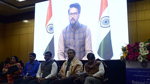 சமுதாய வானொலி நிலையங்கள் அடுத்த 3 ஆண்டுகளில் ஆயிரமாக அதிகரிக்கப்படும்: மத்திய அமைச்சர் உறுதி