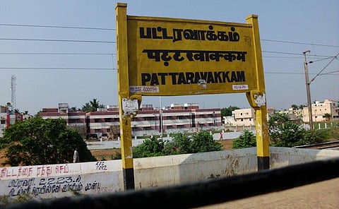 பட்டரவாக்கம் ரயில் நிலையத்தில் கல்லூரி மாணவர்கள் மோதல்: 60 பேரை கல்லூரிகளில் இருந்து நிரந்தரமாக நீக்க ரயில்வே போலீஸார் பரிந்துரை