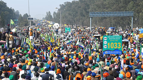 டெல்லியில் தொடரும் விவசாயிகள் போராட்டம்: காய்கறி விலை உயரும் அபாயம்