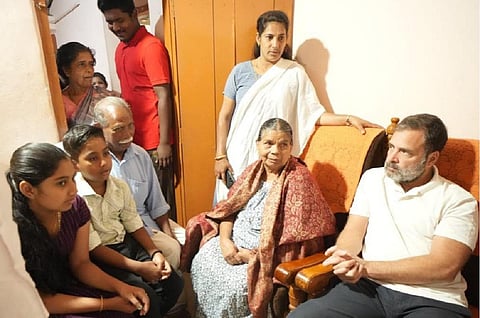 பாதிக்கப்பட்டவர்களின் குடும்பத்தினரை சந்தித்த ராகுல் காந்தி