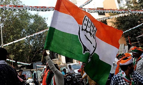 தமிழக காங்கிரஸ் கட்சியில் மாவட்ட நிர்வாகிகள் மாற்றமா?