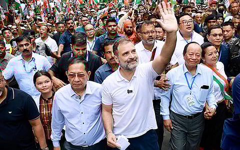 மக்களவை மகா யுத்தம்: எங்கு செல்கிறார் ராகுல்?