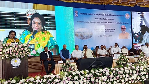 காரைக்காலில் நடைபெற்ற நிகழ்வில் பங்கேற்றுப் பேசிய புதுச்சேரி துணைநிலை ஆளுநர் தமிழிசை சவுந்தரராஜன்.