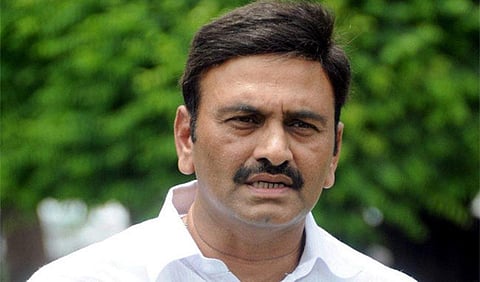 ஜெகன் கட்சியின் அதிருப்தி எம்.பி. ராஜினாமா