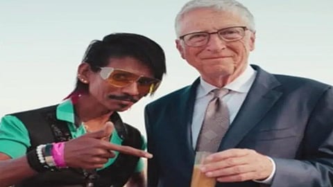 டோலி சாய்வாலா மற்றும் பில் கேட்ஸ்