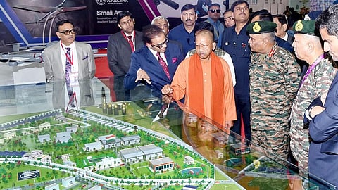 நிலம் வழங்கிய 18 மாதங்களில் வெடிபொருள் உற்பத்தியை தொடங்கியது அதானி நிறுவனம்: யோகி ஆதித்யநாத் பாராட்டு