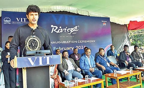 இலக்கை அடைய முயற்சி அவசியம்: இந்திய கிரிக்கெட் வீரர் சிவம் துபே