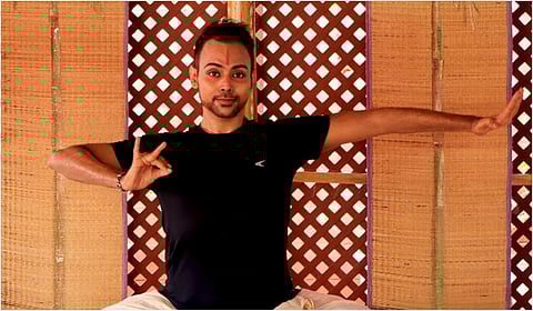 இந்தியாவைச் சேர்ந்த நடனக் கலைஞர் அமர்நாத் கோஷ்