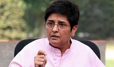 மது வருவாயை மட்டும் நம்பியிருக்கக் கூடாது: புதுவை அரசுக்கு கிரண்பேடி அறிவுரை