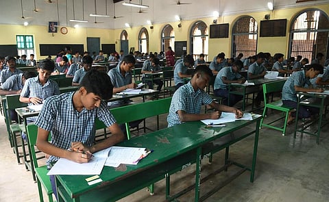 புள்ளியியல், கணினி அறிவியல் தேர்வு எளிது