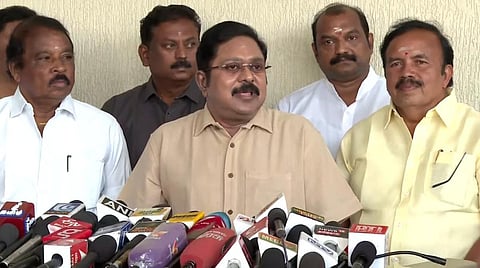 பாஜகவுடன் அமமுக கூட்டணி: நிபந்தனையற்ற ஆதரவுக்கு தினகரன் அடுக்கிய காரணங்கள்