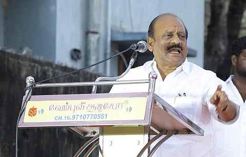 பட்டுப் புழு வளர்ப்பு மையம், விதை உற்பத்தி மையம் 3 பேருக்கு ரூ.1.81 கோடி மானியம்: அமைச்சர் தா.மோ.அன்பரசன் வழங்கினார்