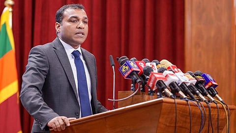 இலங்கை பாதுகாப்புத் துறை அமைச்சர் பிரேமித பண்டார தென்னக்கோன்