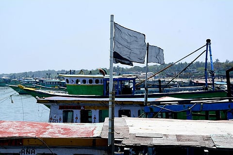 தமிழக மீனவர்கள் மேலும் 21 பேர் கைது: நிரந்தர தீர்வு காண அன்புமணி வலியுறுத்தல்