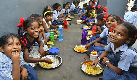 கல்வி வளர்ச்சிக்கு உதவும் காலை உணவுத் திட்டம்