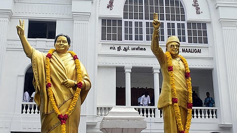 புதுமுகங்களுக்கு வாய்ப்பு அளித்த இபிஎஸ் - ஜெ. பாணியில் அதிமுக வேட்பாளர் தேர்வு