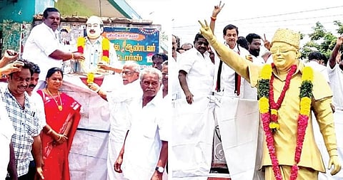 திமுக வேட்பாளராக தங்கதமிழ்ச்செல்வன் அறிவிக்கப்பட்டதால் ஆண்டிபட்டியில் அண்ணா சிலைக்கு மாலை அணிவித்து மகிழ்ச்சியை வெளிப்படுத்திய நிர்வாகிகள். ( அடுத்தப்படம்) அதிமுக வேட்பாளர் வி.டி.நாராயணசாமி ஆண்டிபட்டியில் உள்ள எம்ஜிஆர் சிலைக்கு மாலை அணிவித்தார். உடன் கட்சி நிர்வாகிகள்.