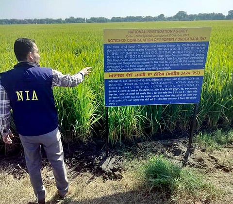 முக்கிய புலனாய்வு அமைப்புகளின் தலைவர்கள் அதிரடி