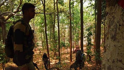 சத்தீஸ்கர் என்கவுன்ட்டரில் 6 மாவோயிஸ்ட் உயிரிழப்பு