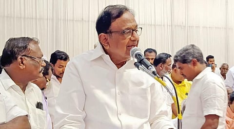 சிங்கம்புணரியில் இண்டியா கூட்டணி கட்சி நிர்வாகிகள் ஆலோசனை கூட்டத்தில் பேசிய முன்னாள் மத்திய அமைச்சர் ப.சிதம்பரம்.