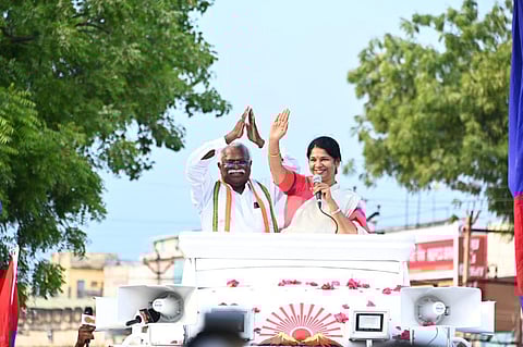 “மக்களை திசை திருப்புகிறது பாஜக” - கனிமொழி எம்.பி அடுக்கிய குற்றச்சாட்டுகள்