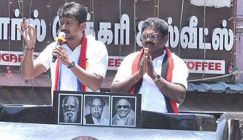 “மனு நீதி பேசும் பாஜகவுடன் பாமக கூட்டணி அமைத்தது ஏன்?” - உதயநிதி கேள்வி @ தருமபுரி