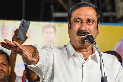 சேலத்தில் பாமக தலைவர் அன்புமணி ராமதாஸ் பிரச்சாரம் மேற்கொண்டார் | படம்: எஸ்.குரு பிரசாத்