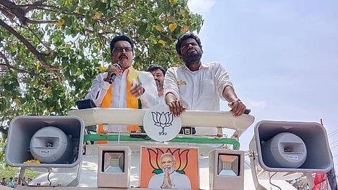 சரத்குமார் மற்றும் அண்ணாமலை