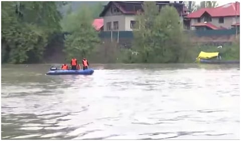 படகு கவிழ்ந்து விபத்து