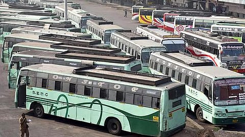 தேர்தலையொட்டி இன்று முதல் 10,000 சிறப்பு பேருந்து இயக்கம்: சென்னையில் தற்காலிக நிலையங்களை பயன்படுத்தலாம்