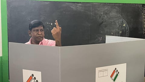 “இந்திய நாடு என் வீடு... இந்தியன் என்பது என் பேரு” - வாக்களித்த பின் பாடிய வடிவேலு