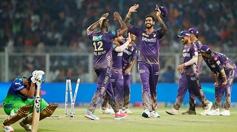 வெற்றியை கொண்டாடும் கொல்கத்தா வீரர்கள்