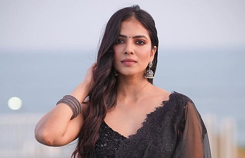 என் திருமணத்தை பார்க்க ஏன் இவ்வளவு அவசரம்? - மாளவிகா மோகனன் கேள்வி