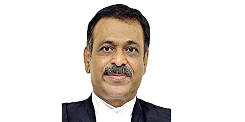 இலக்கை நிர்ணயம் செய்து கடுமையாக உழைத்தால் வெற்றி நிச்சயம்: பிரிவு உபசார விழாவில் நீதிபதி சந்திரசேகரன் அறிவுரை