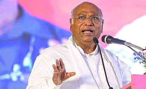 ஒவ்வொரு இந்தியரும் எங்கள் ஓட்டு வங்கிதான்: கார்கே பதில்