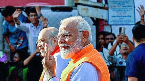 வாக்களித்த பிரதமர் நரேந்திர மோடி