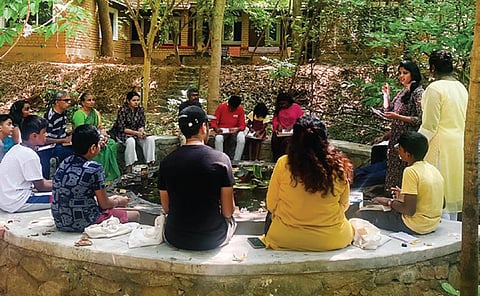 ஓஷின், வர்ஷினி, ஜானகி